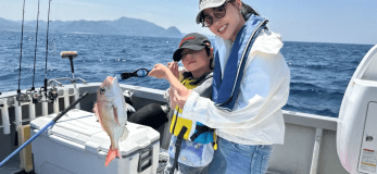 【1組限定プレミアム体験】 ここでしか体験できない—— ボートチャーターフィッシング&出張料理人付きプラン