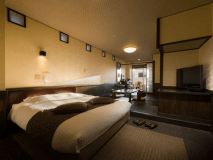 【2Fコーナーダブル】のお部屋