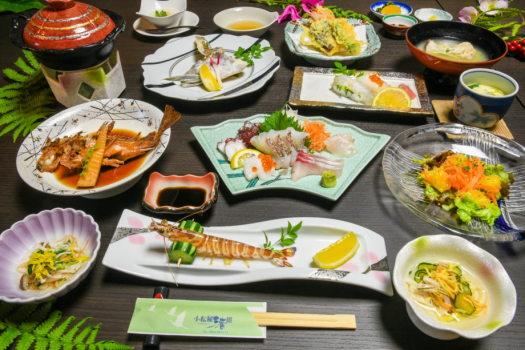 旬の地魚と地元野菜のお料理の数々