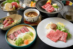 【神戸牛尽くし】握り、たたき、ステーキほか美食神戸のブランド牛をご堪能ください。