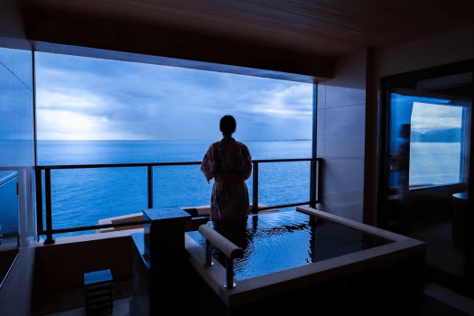 源泉掛流し露天風呂付絶景スイート『心』
