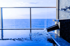 温泉掛流し半露天風呂付絶景スイート『海月・颯々』 温泉掛流し半露天風呂付絶景スイート『海月・颯々』