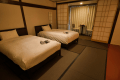 【和モダン】ワイドツインルーム（禁煙）
靴を脱いでお寛ぎいただける和風のワイドツインルームです。
