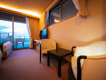 【太平洋ビュー◇洋室】“2人専用”の気兼ねないひととき♪“オーシャンビュー”の絶景が想い出の風景に