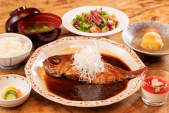 【夕食】金目鯛の丸煮コース一例