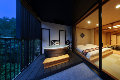 【栃の間】令和3年誕生！蔵をモチーフに大人の雰囲気が漂う露天風呂付和室