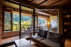 【Ｆタイプ：藤村】白雲荘の贅沢が揃った、離れのお部屋。至福の時間をお過ごしください。