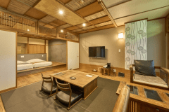 白雲荘のお部屋の中でも、特に日本建築の静謐な趣を感じる和室です。