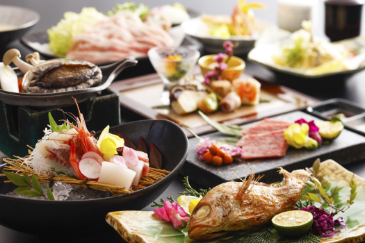 【特選会席】食を楽しみたいあなたのための、上質な味覚を余さず味わえる会席