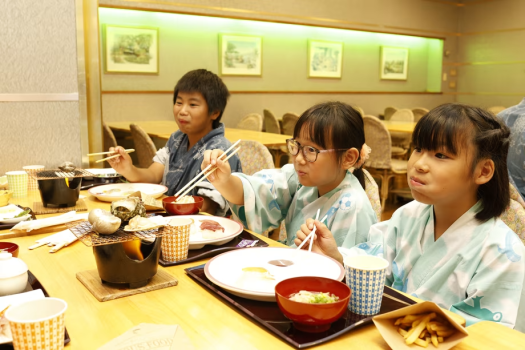 【鳥取グルメバイキング】好みや食べる量が違っても安心♪楽しい家族旅行はバイキングがおすすめ！