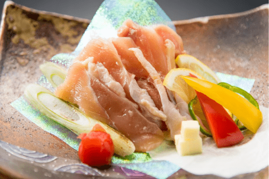 【大山どり】独特の弾力で、噛むほどに口いっぱいにお肉の旨みが♪