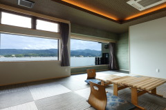 【온천 실내 욕조】일본식 방 18평형＋절경 카운터＜대인원용＞／비젠9