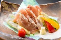【大山どり】独特の弾力で、噛むほどに口いっぱいにお肉の旨みが♪ 【大山どり】独特の弾力で、噛むほどに口いっぱいにお肉の旨みが♪