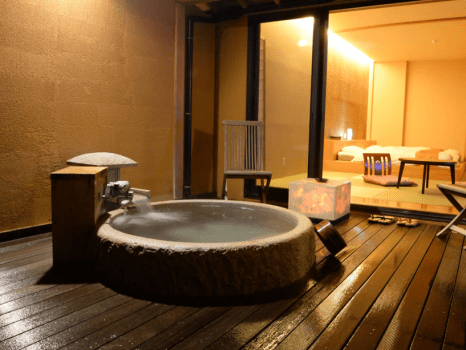 sakura邸　露天風呂付客室（客室一例）