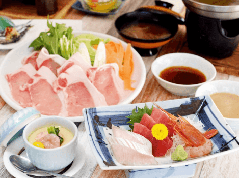 １泊２食付き　基本の夕食御膳