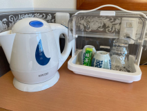 ◆客室 - お茶セット（お茶・ケトル・湯のみ茶碗・グラス）