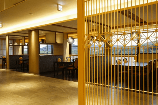 ダイニング【花籠】