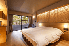 洋室（クイーン１台）