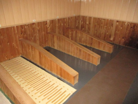 ブラックシリカ岩盤浴