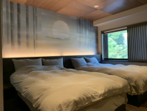 セミスイート游