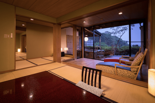 【客室一例】展望露天風呂付き客室(和室10畳+広縁)／103号室