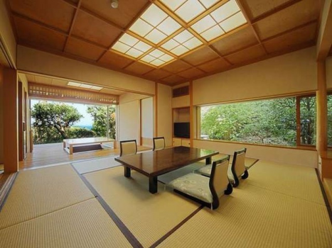 【客室一例】露天風呂付き客室 (本間10畳＋掘りごたつ式次の間)／106号室