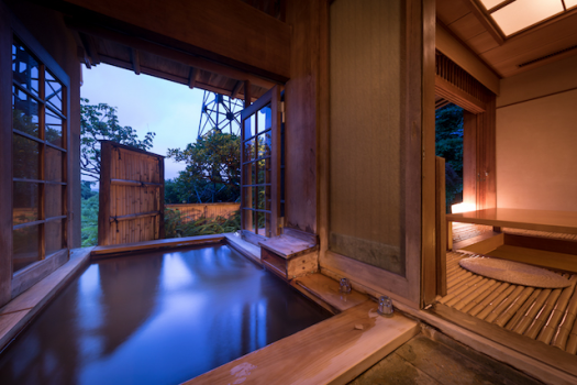 106号室客室露天風呂