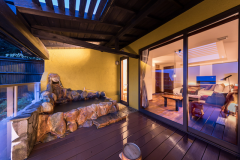 102号室客室露天風呂