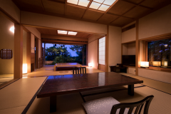 【客室一例】露天風呂付き客室 (本間10畳＋掘りごたつ式次の間)／106号室