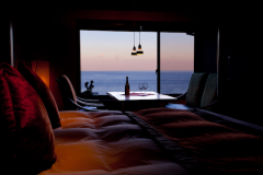 【客室一例】[禁煙]源泉かけ流し露天風呂付ベッドルーム40平米／202号室