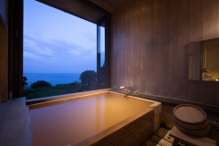 203号室客室露天風呂