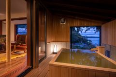 302号室客室露天風呂