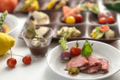 Half board (buffet dinner)