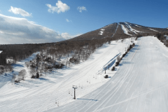 【安比高原スキー場1日リフト券付き】湯瀬温泉と郷土料理ビュッフェで冬満喫プラン～2食付～