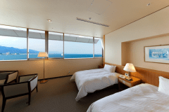 レイクビュー・和洋室デラックスルーム（禁煙・60平米）