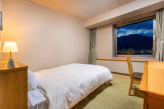 レイクビュー・ダブルルーム（禁煙・18平米）