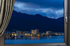 レイクビュー・ツインルーム（禁煙・約30平米）