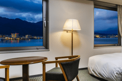 レイクビュー・ツインルーム（禁煙・約30平米）