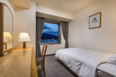 レイクビュー・シングルルーム（禁煙・ゆったり18平米）