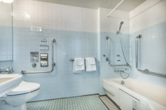 レイクビュー・ユニバーサルツインルーム（禁煙・25平米）