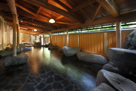 庭園露天風呂「川見の湯」
