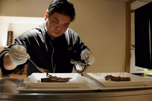 日本遺産『一本の水路』が紡ぐ、陶芸体験と特別会席で巡る、土と水と美食の宿泊プラン