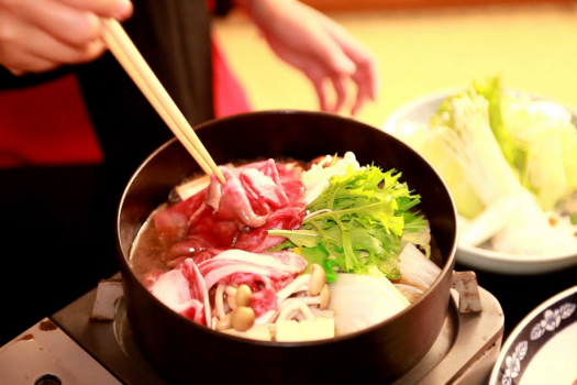 〈おすすめNO1〉【本格上州牛すき焼き御膳】すきやき専門店で修行した女将が調理