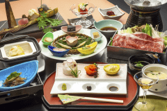 ＜プレミアム＞旬を満喫☆上州牛ステーキ付【料理長おまかせ季節の彩り会席】（夕食個室）