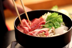 [Recommended!] Authentic Jyoshu beef Sukiyaki cooked right in front of you by a landlady! / Private dinner room *Limited to 5 groups