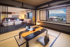 【ベイブリッジスイート】和の癒しとベッドの快適性。ご家族にもおすすめのお部屋です。