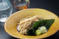 【手打ち蕎麦】信州の澄んだ水を使い、毎日手打ちするこだわりのお蕎麦。お客様の嬉しい声も多い一品。