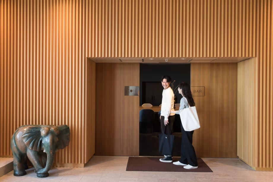 【施設】KONBAR / AOcafe