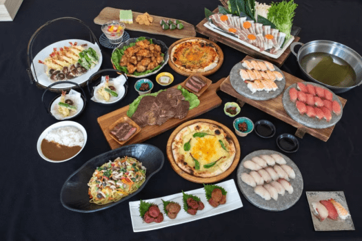 昼食ビュッフェ(朝食の内容とは異なります)