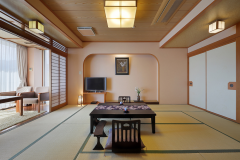 【陶山閣】和室12畳+クイーンベッド付き和洋室 【陶山閣】和室12畳+クイーンベッド付き和洋室